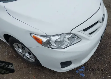 2013 Toyota Corolla L из США, поврежденный, VIN 2T1BU4EE4DC975380